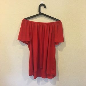 Vince Camuto Tops - Vince Camuto red off the shoulder top Vince Camuto Tops - Vince Camuto red off the shoulder top